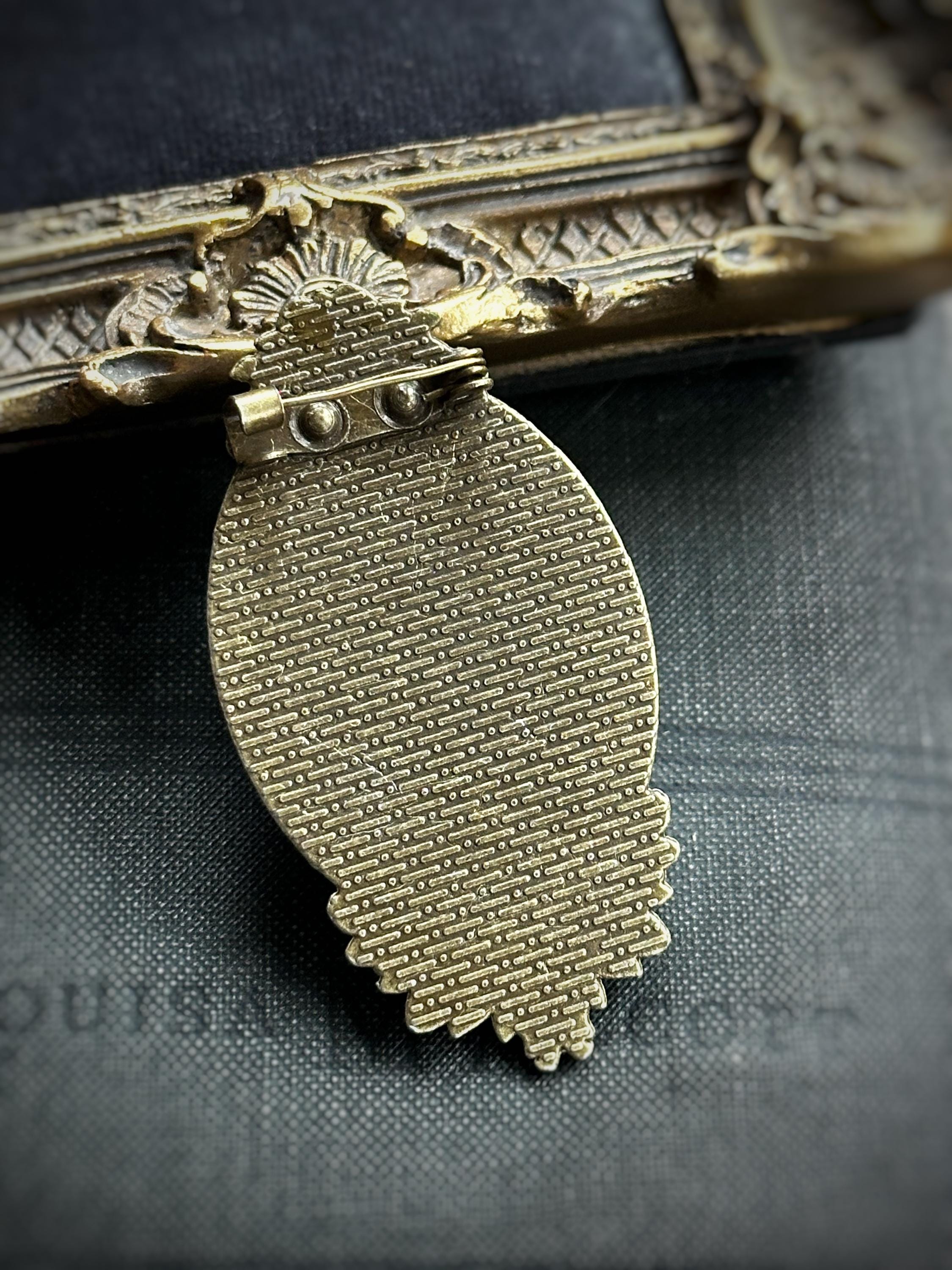 Gothic Raven Brooch - Victorian Vintage Antique Style Cameo Brooch With ...