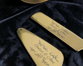 Engraved Cake Server Set. Personalized Gift for Couples. Wedding, Anniversary, Birthday Cake Utensils