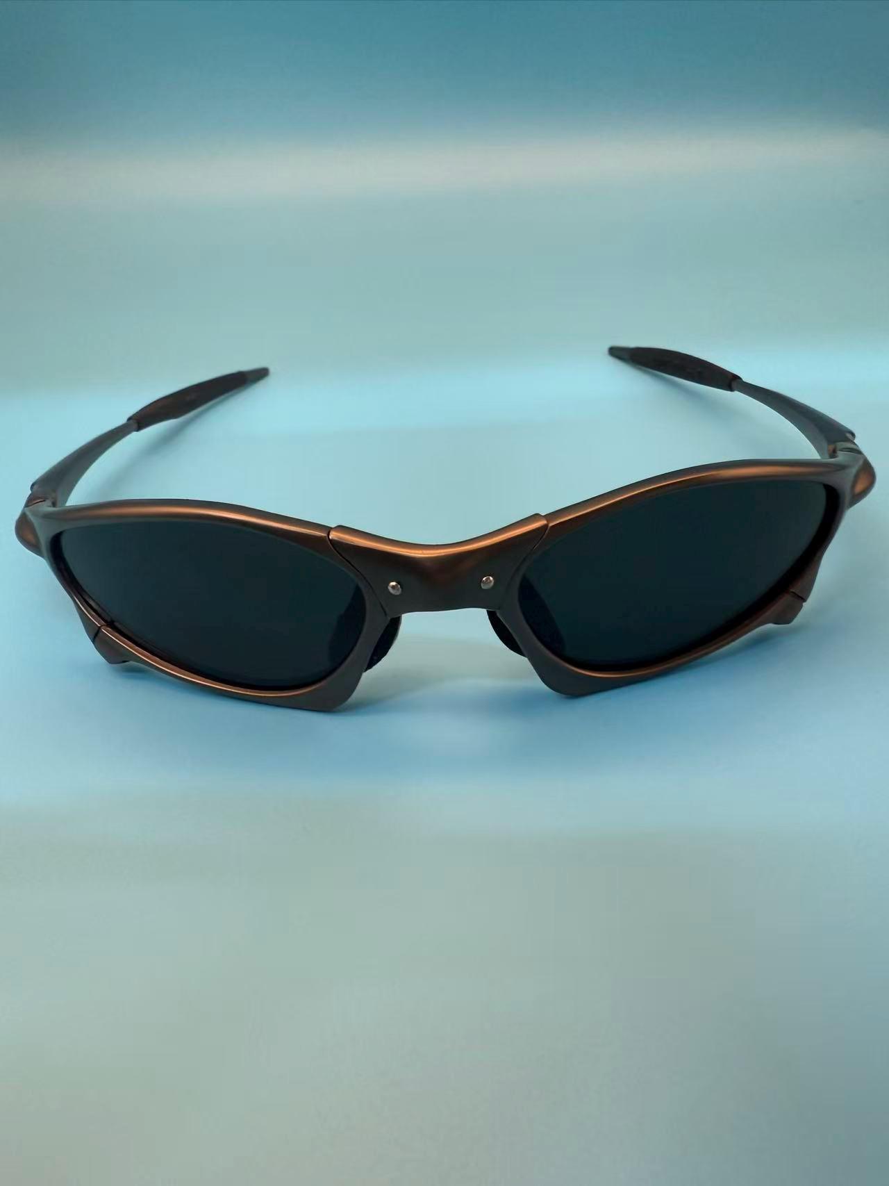 干*芋様 希少 ヴィンテージ Oakley ブラックレンズ サングラス 【公式