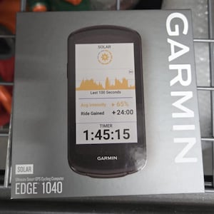 Garmin Edge® 1040 Solar, GPS Bike Computer with Solar Charging Capabilities, On and Off-Road, Spot-On Accuracy, Long-Lasting Battery