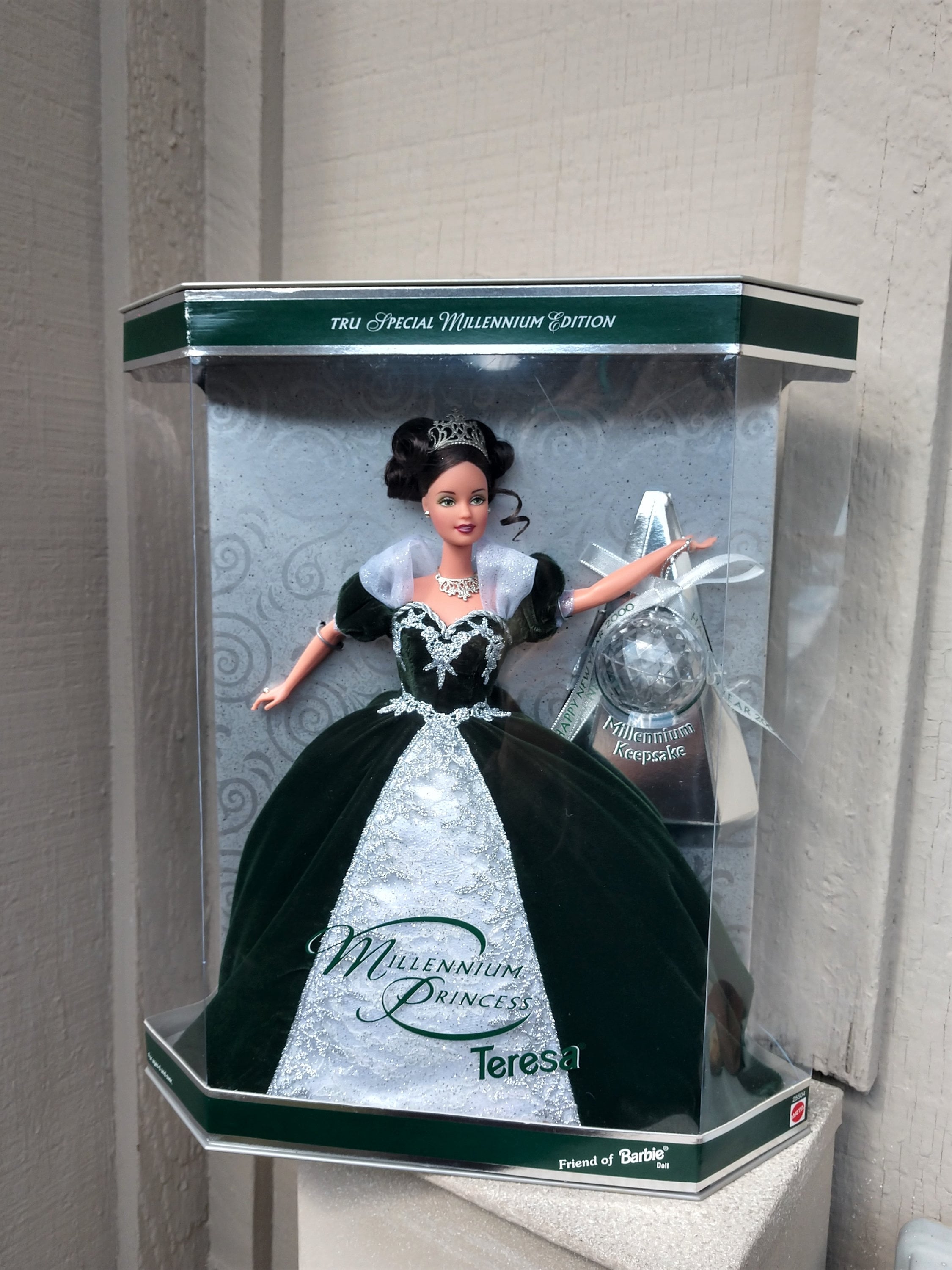 Barbie teresa doll 2000 outlet