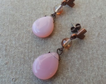 Pastel Pale Pink & Peach Luster Glass Teardrop Earrings Dangle Copper Post Beaded / Hanan Hall Jewelry Jewellery / The Fox and Filly