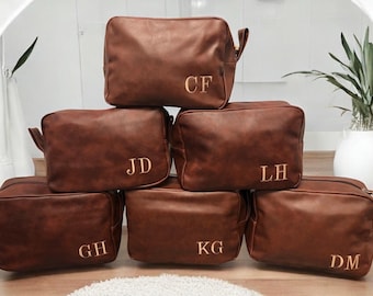 Groomsmen Gift Set Groomsman Bags Personalize Shaving Kit Travel Toiletry Bag Brown Leather Dopp Kit Wedding Groom Gift For Him