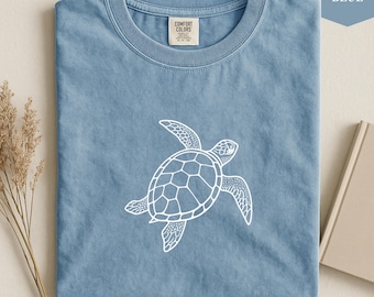 Sea Turtle Shirt, Minimal Ocean Tee, Coastal Turtle Graphic, Beach Aesthetic Shirt
