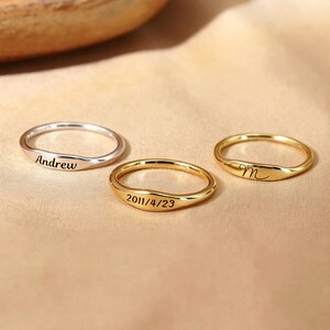 Bague prénom personnalisée gravée, Bague prénom délicate personnalisée, Bague prénom en or, Bague pour femme, Bijou minimaliste à offrir, Cadeau pour la fête des mères