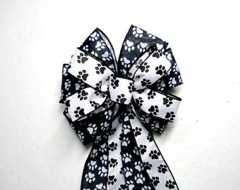 Paw Print Christmas Bow: Black and White Dog/Cat Theme