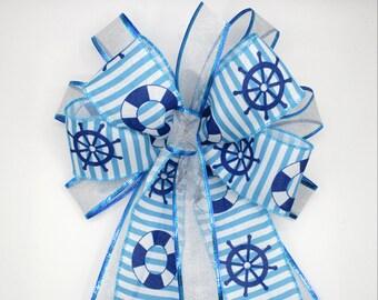 Nautical Bow: Ships Wheel & Navy Blue Decor