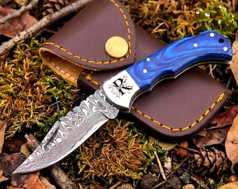 Navaja plegable personalizada de acero de Damasco, mango de madera grabado, herramienta para actividades al aire libre y acampada.