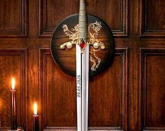 Espada de fantasía personalizada, espada medieval grabada a medida, espada inspirada en el acero valyrio, espada de rey, regalo de coleccionista, espada de exhibición.