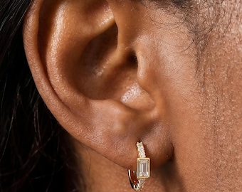 Gold Baguette CZ Huggie Hoop Earrings with Half Pave Stones, Baguette Hoop Earrings, Cz Hoop Earrings, Everyday Earrings, Wedding Earrings