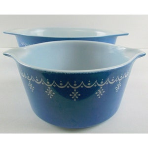 2 pcs Vintage Pyrex Snowflake Garland Cinderella Mixing Bowls 2.5qt 1qt 473 045