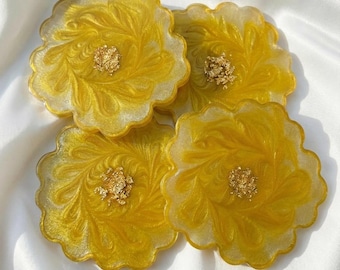 Handmade Yellow Sunflower Resin Coaster Set, Unique Floral Drink Coaster with Gold Flakes, Bright Summer Home Decor,Luxury Housewarming Gift