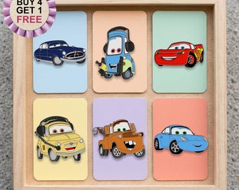 Spille anime Cars Mcqueen, set di spille smaltate divertenti Sally Carrera, spille smaltate per amanti degli anime, spille smaltate per film, spille da bavero Kawaii, spilla per borsa Ita, set regalo anime