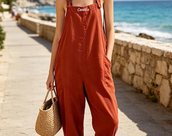 Mono de mujer personalizado con tirantes ajustables, mono sin mangas de corte relajado y personalizado, mono con nombre bordado, atuendo casual para el día a día.
