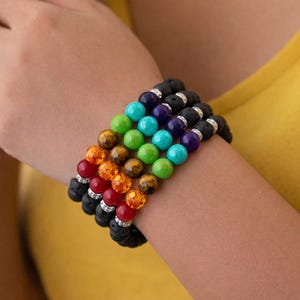 Pulsera de chakras con cuentas de piedra de lava, pulsera de cristal curativo de 7 chakras, joyería para yoga y meditación, pulsera unisex, regalo para hombres y mujeres.