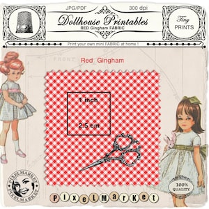 以下が含まれることがあります： ドールハウスのプロジェクトに使える赤と白のギンガムチェック生地の印刷用紙。生地のサイズは1インチ×2.5cm。画像にはヴィンテージのはさみと「Dollhouse Printables Red Gingham Fabric」と「Tiny Prints」の文字が含まれています。