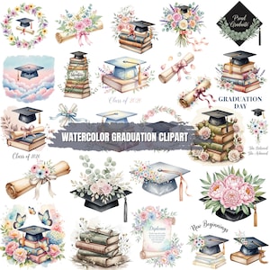 Puede incluir: Clipart de graduación en acuarela con elementos como birretes, diplomas, libros y arreglos florales. Los diseños incluyen texto como "Class of 2026", "Graduation Day" y "New Beginnings". La paleta de colores incluye pasteles y tonos suaves.