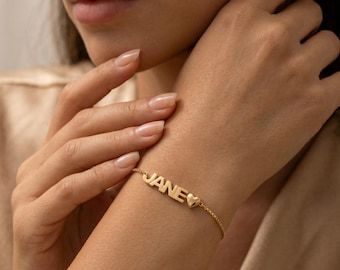 Presente para o Dia das Mães, Pulseira Personalizada com Nome e Coração, Joia em Prata de Lei Banhada a Ouro 14K