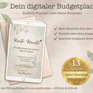 Op de afbeelding: Een digitale budgetplanner op een tablet, getiteld "Konto Karate". De afbeelding bevat tekst over financiële duidelijkheid en humor, met een gouden badge die 13 pagina's en direct downloaden aangeeft. Het ontwerp heeft botanische accenten.