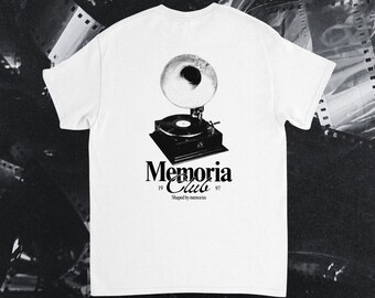 古い蓄音機 - ヴィンテージ蓄音機Tシャツ - 古いレコードプレーヤーとレトロな音楽美学へのオマージュ