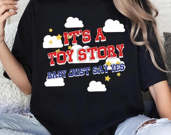 Es ist eine Toy Story, Baby Sag einfach Ja PNG, Retro Disney Musik, Toy Story Land Disney Familienurlaub, Toy Story 5 Ich wusste es Digitaler Download