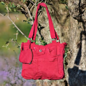 Handmade shoulder bag made with recycled fabric