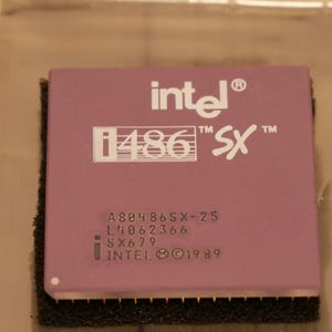 Vintage Intel 486 SX 25 MHz A80486SX-25 SX679 CPU Tested & Working