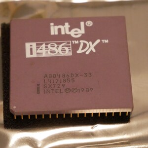 Vintage Intel 486 DX 33 MHz A80486DX-33 SX729 CPU Tested & Working