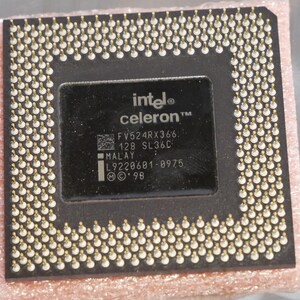 Intel Celeron SL36C 366MHz 128KB 66 MHz FSB CPU FV524RX366- Tested 02