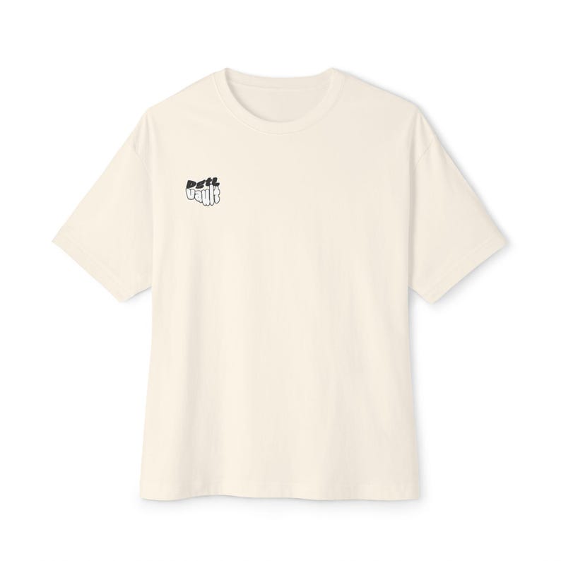 Maglietta oversize con la scritta "Pensare troppo non risolve nulla". immagine 3