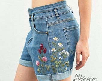 Wildblumen Sommer Denim Shorts, Handgefertigte Vintage Blumen Hose, Frauen Casual Geschenk, Einzigartige Personalisierte Jeans