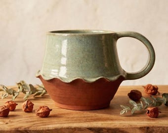 Taza de cerámica hecha a mano | Taza de arcilla torneada | Cerámica artesanal | Taza de café única hecha a mano | Regalo rústico de gres