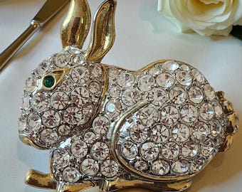 Rabbit Hare Bunny Brooch Pave' Rhinestones Emerald Gold Plated 1.5 x 1" Vintage