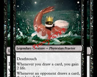 以下が含まれることがあります： Sheoldred, the Apocalypseというタイトルのトレーディングカード。暗い水の中で金の冠をかぶったエビのシュールなイラストが描かれています。カードテキストには接死、ライフの増減に関するルール、アーティスト名Vanessa Stockardが含まれています。
