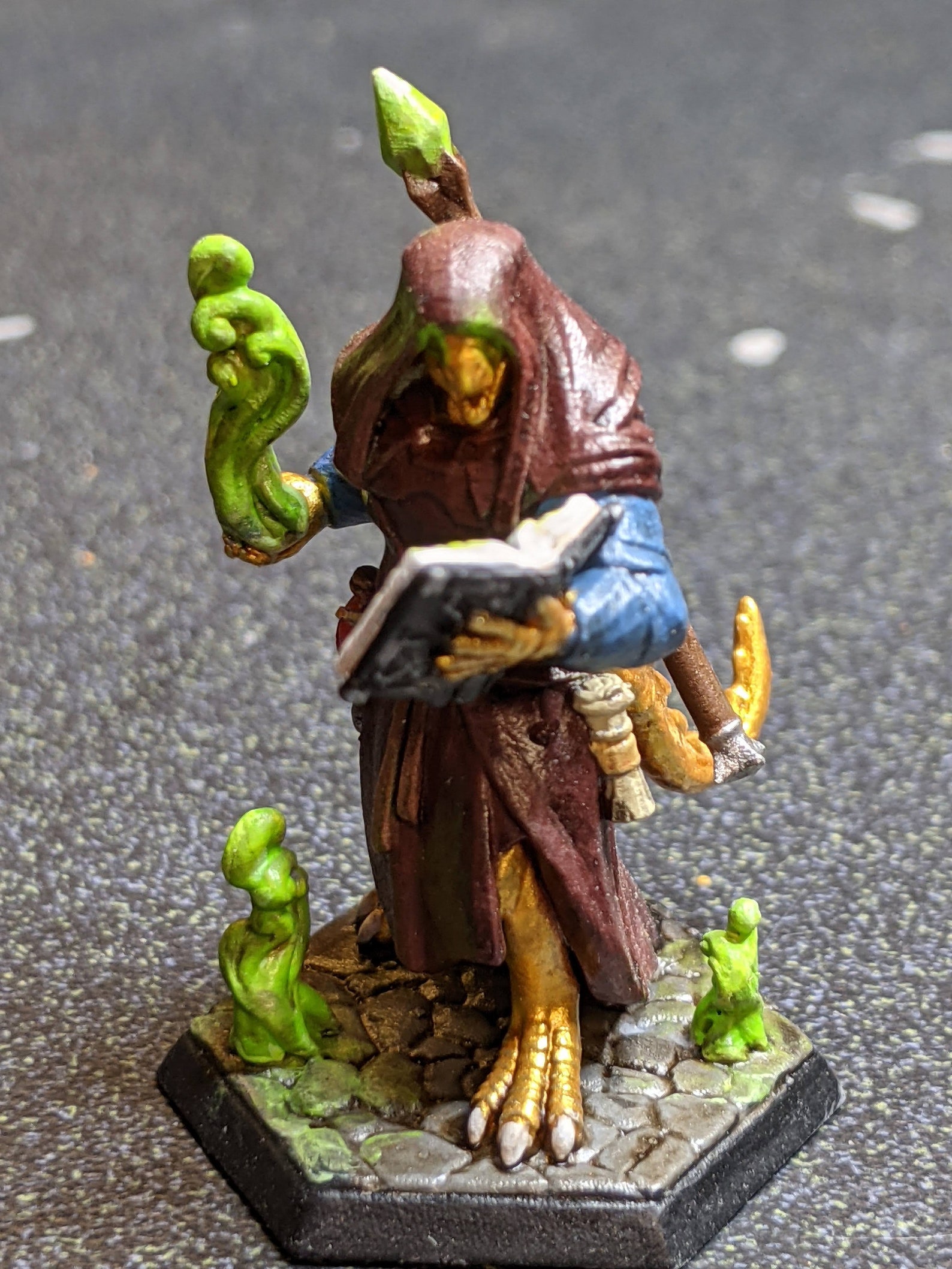 Dungeons and Dragons D&D Miniature Figure Male Gold Etsy