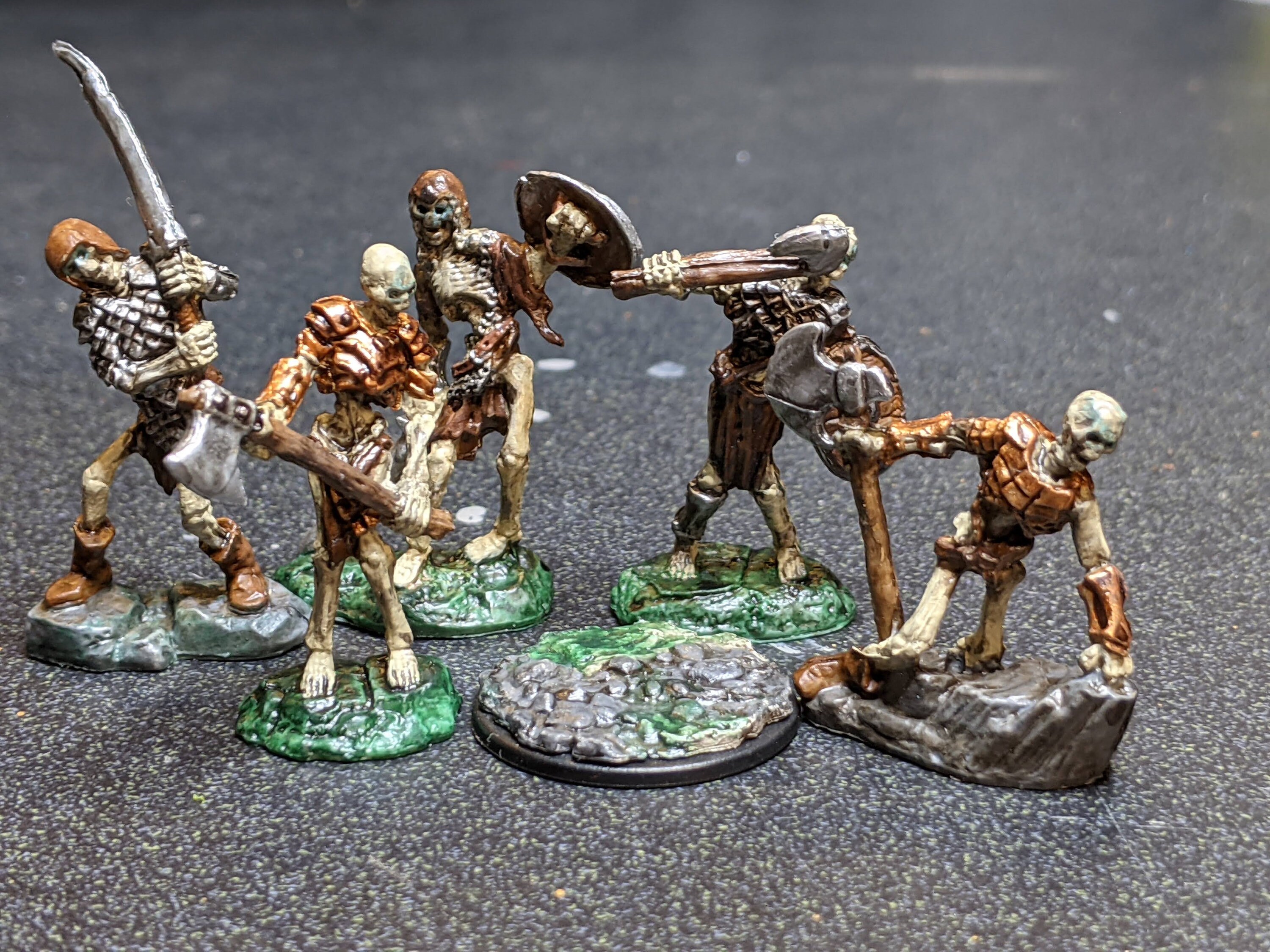 dungeons and dragons miniature scale