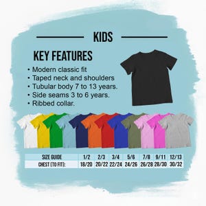 Puede incluir: Se muestra una camiseta negra con cuello redondo, junto con una paleta de colores de otras camisetas. La imagen incluye el texto "KIDS" y "KEY FEATURES", con una gu&iacute;a de tallas que muestra medidas de pecho de 46 a 81 cm.