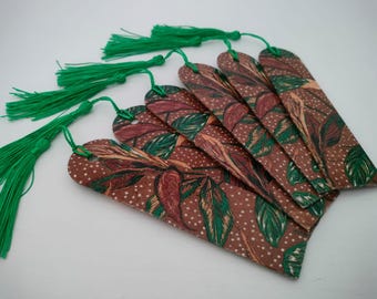 Handmade Tropical Leaf Wooden Bookmark with Green Tassel, Botanical Decoupage Reader Gift