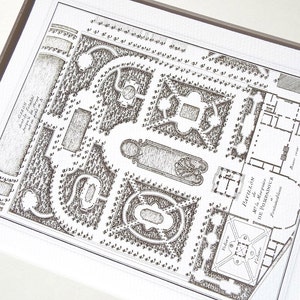 Antiker französischer Gartenplan mit Pavillon im archiviertem Sepia