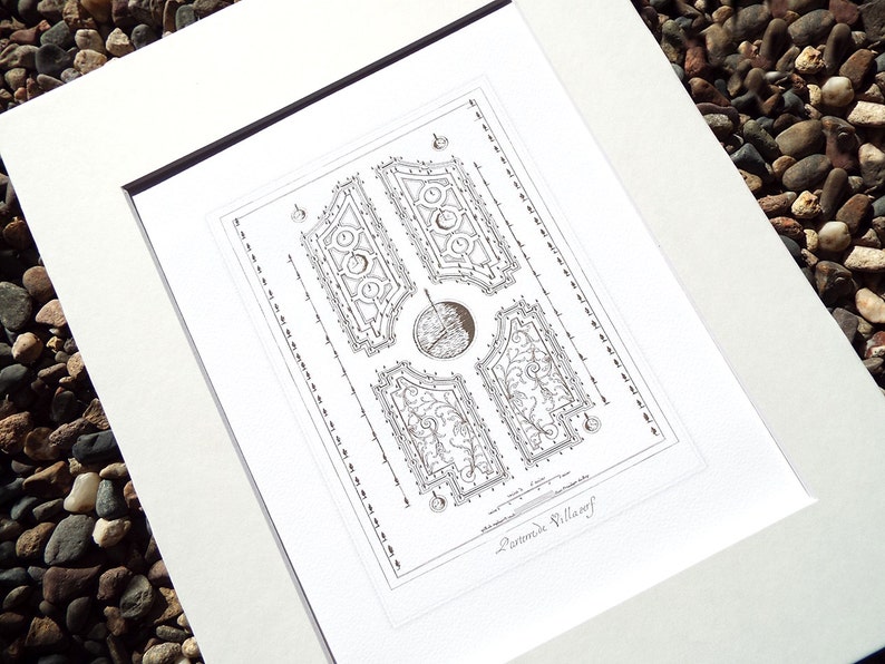 May include: A black and white line drawing of a garden plan, with the text "Parterre Villacerf" at the bottom.