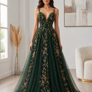 Emerald Green Wedding Gown - Etsy Emerald Green Wedding Gown - Etsy