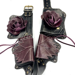 Lila Leder Rose Fanny Pack, handgemachtes Geschenk, Gürteltasche, Leder Gebrauchsgürtel, Taschengürtel, Reisegürtel, Festival Gürtel