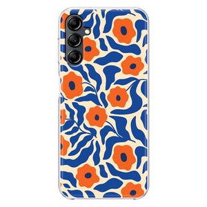 Puede incluir: Una funda de teléfono con un estampado floral. La funda presenta un fondo crema con flores naranjas y hojas azules. La funda del teléfono tiene un módulo de cámara negro en la parte superior izquierda.