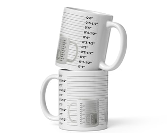 Tazza da caffè Mugshot – Tazza in ceramica minimalista con umorismo (325 ml)