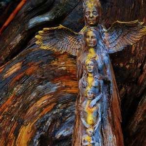 Carte d'art, Totem de femme, par Debra Bernier, Shaping Spirit
