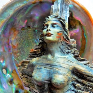 Carte d'art, Spirit Woman Talking Stick par Debra Bernier, Shaping Spirit