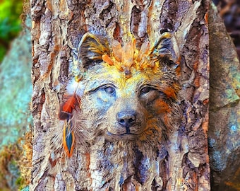 Fox Spirit Animal, Wisdom of the Trees, sculptuur van Debra Bernier Shaping Spirit