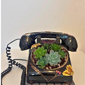 Vintage schwarzes Telefon Planter | Harz Gepresste Blume Botanische Dekor