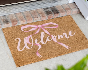Welcome Doormat with Pink Bow, Girlie Front Door Decor, Pink Home Decor Ideas, Bow Decor, Girlie Doormat Ideas