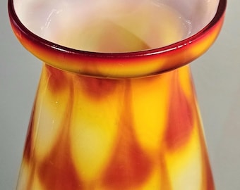 Mid Century 1960s Art Glass Vase By Elme Glasbruk Of Sweden: Designed by Carl-Olof Borgarp